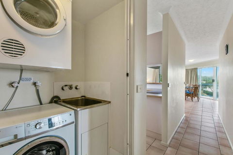 The Outlook U8 / 9 Hume Parade - Accommodation Bookings 6