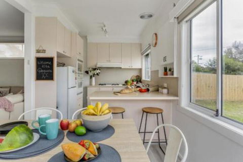 A Wave From It All - Accommodation Bookings 6