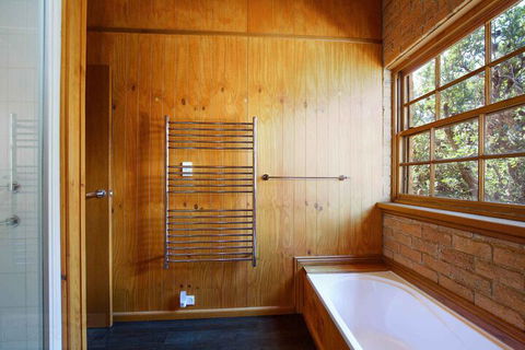 Honeysett Lodge - Accommodation Bookings 5