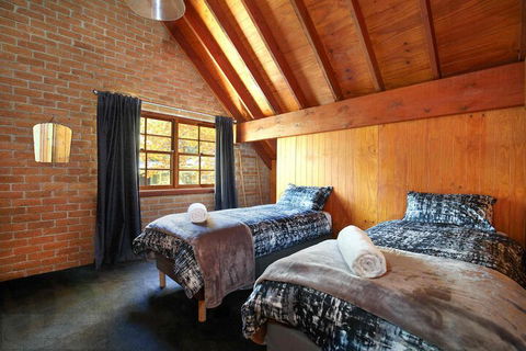 Honeysett Lodge - Accommodation Bookings 3