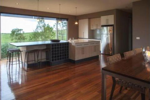 THE Lake House - Surf Side - Accommodation Bookings 0