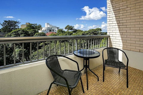 HAMP1 Bright Apartment In Cremorne - Accommodation Bookings 4