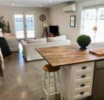 YSG The Edward Townhouse 153 Walk To Town - Accommodation Bookings