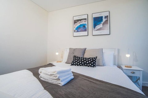 Lovely & Luxurious Townhouse In Zetland - Accommodation Bookings 4