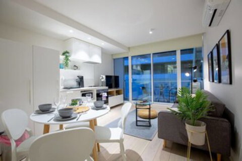 Stylish Luxurious Convenience At South Yarra Melbourne - Accommodation Bookings 0