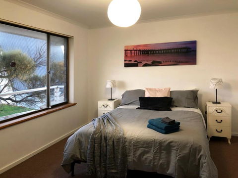 The Castle - Accommodation Bookings 2