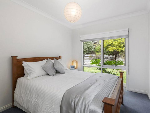 NICHE On NOBLE Ever Changing Vista - Accommodation Bookings 4