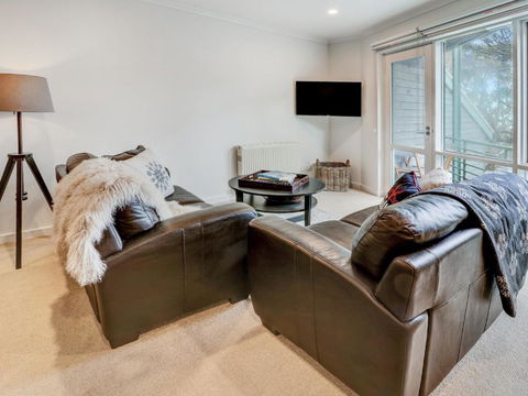 Whistler 5 - Accommodation Bookings 1