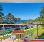 60 Beachpark Apartment at Flynns - Accommodation Bookings