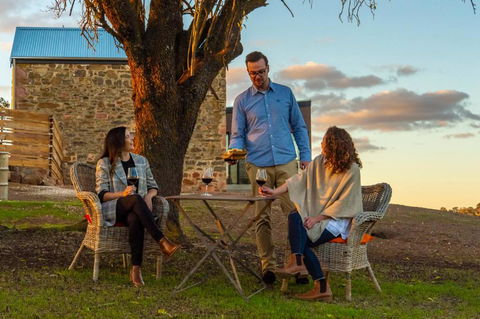 Hutton Vale Farm JHA Stone Cellar - Accommodation Bookings 3