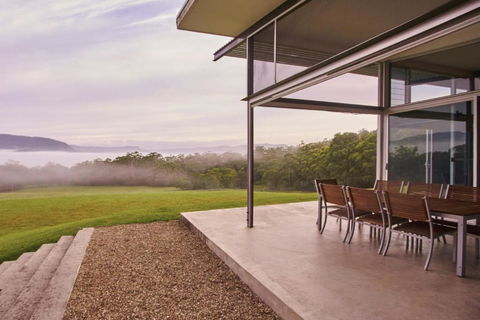 Bundaleer Architect Designed Stunning Views! - Accommodation Bookings 5
