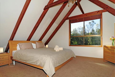 Sweet Gum Bend Delightful 2 Bedroom Cottage! - Accommodation Bookings 5