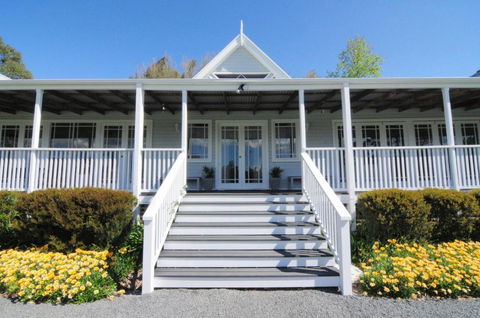 Rivermist Luxury 6 Bedrooms & 6 Bathrooms! - Accommodation Bookings 3