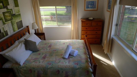 OCEAN VIEWS - Accommodation Bookings 5