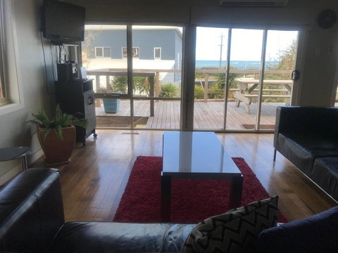 OCEAN VIEWS - Accommodation Bookings 2