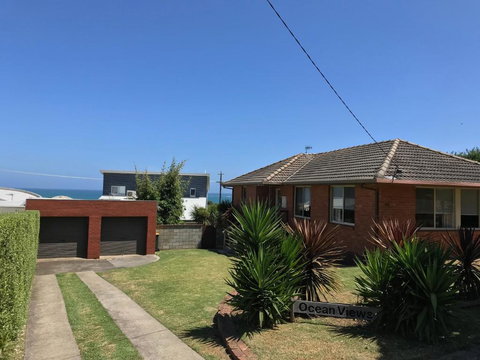 OCEAN VIEWS - Accommodation Bookings 4