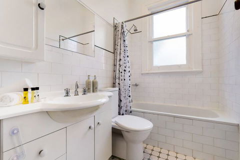 Drummoyne 3 Bedroom Home (62ALE) - Accommodation Bookings 2