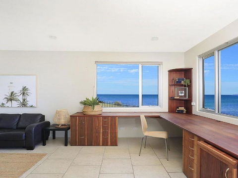 Albatross Whale Watch From The House - Accommodation Bookings 6