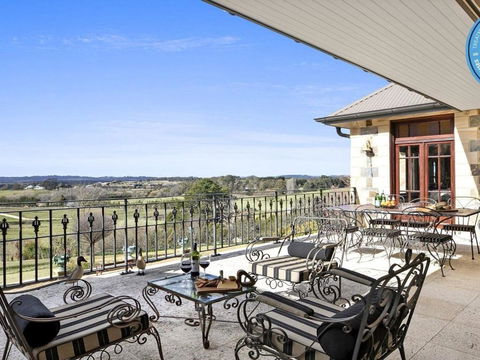 Kilburn Views As Far As The Eyes Can See - Accommodation Bookings 5