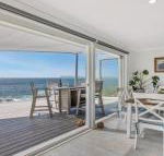 Rainbows End soaring views north to Gerroa - Accommodation Bookings