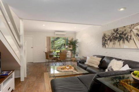 Tehidy Townhouse Translation A Place Of Retreat - Accommodation Bookings 0