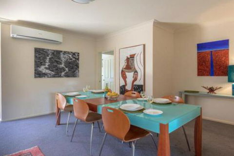 Walling Clifton Gardens Backing Onto Golf Course - Accommodation Bookings 4