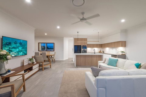 Penthouse Luxe Sunrise Beach - Accommodation Bookings 1