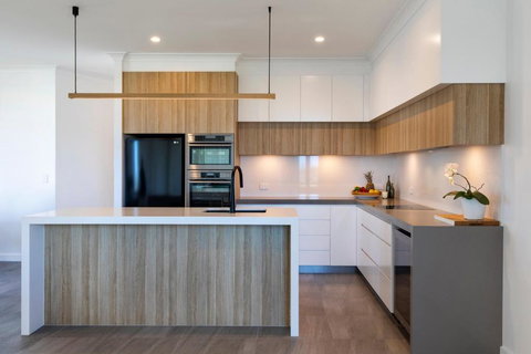 Penthouse Luxe Sunrise Beach - Accommodation Bookings 5