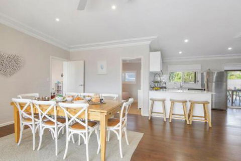 Casa Sorella Beachfront Family Home With Pool - Accommodation Bookings 7