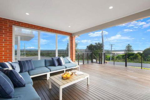 Casa Sorella Beachfront Family Home With Pool - Accommodation Bookings 0