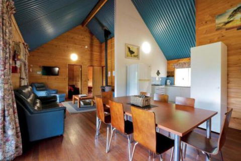 Sunnyhurst Chalets Rural Stay - Accommodation Bookings 2
