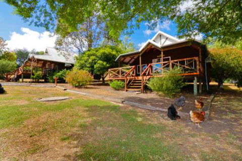 Sunnyhurst Chalets Rural Stay - Accommodation Bookings 0