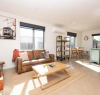 The Endsleigh 1 Bedroom Villa Free Wifi Near CBD - Accommodation Bookings