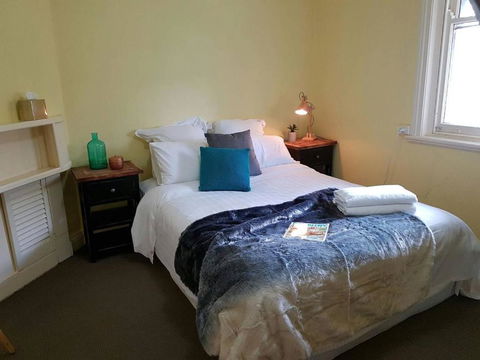 Cute Cottage On Byng Walk To Town & Pet Friendly - Accommodation Bookings 3