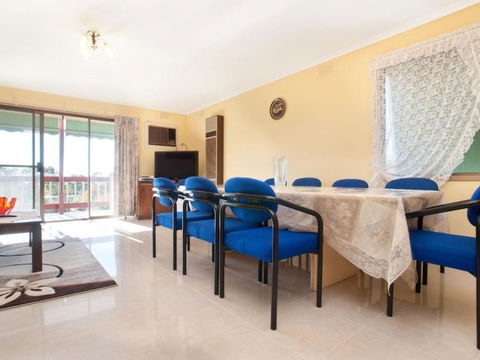 FAMILY GETAWAY DROMANA - Accommodation Bookings 6