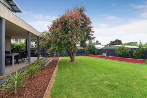 PIER 55 DROMANA... - Accommodation Bookings 2