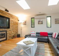 PIER 55 DROMANA... - Accommodation Bookings