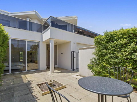 SEA GRANGE MORNINGTON - Accommodation Bookings 7
