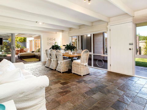 WAIKIKI BLAIRGOWRIE - Accommodation Bookings 3