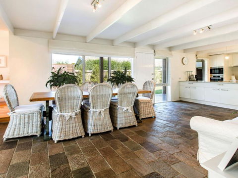 WAIKIKI BLAIRGOWRIE - Accommodation Bookings 2