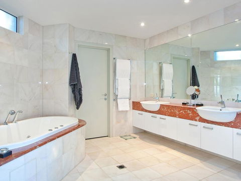 Artis Noosa Heads - Accommodation Bookings 6