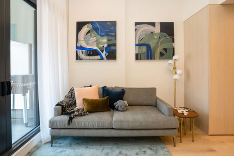 IFSuites Melbourne Village - Accommodation Bookings 6