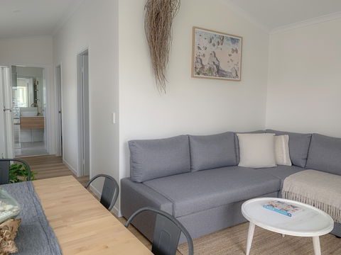 Little Palm Cabins - Accommodation Bookings 4