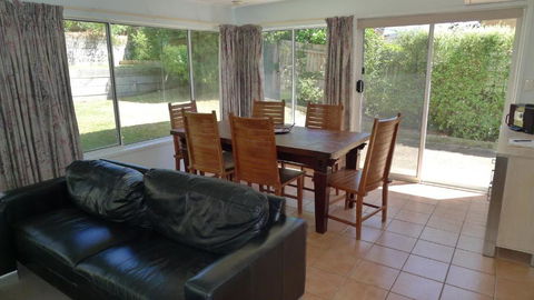 BEACHPOINT COTTAGE - Accommodation Bookings 3