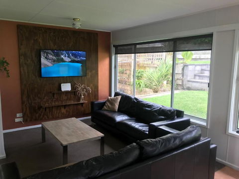 BEACHPOINT COTTAGE - Accommodation Bookings 5