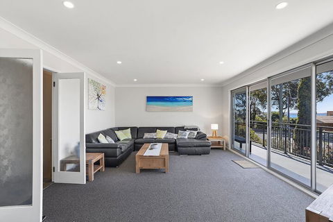 Government Road 65 - Accommodation Bookings 3