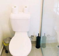Comfortable 4BR 2Bath House Tarneit Melbourne - Accommodation Bookings