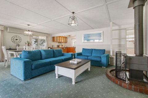 Oceans 11 - Accommodation Bookings 7