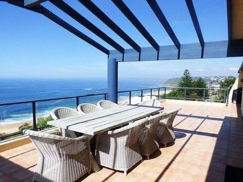 Cliff View 62 Forresters Beach Road - Accommodation Bookings 5