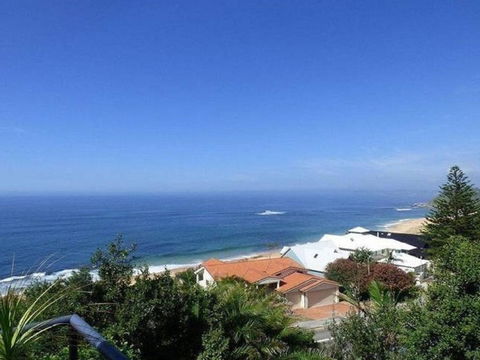 Cliff View 62 Forresters Beach Road - Accommodation Bookings 2